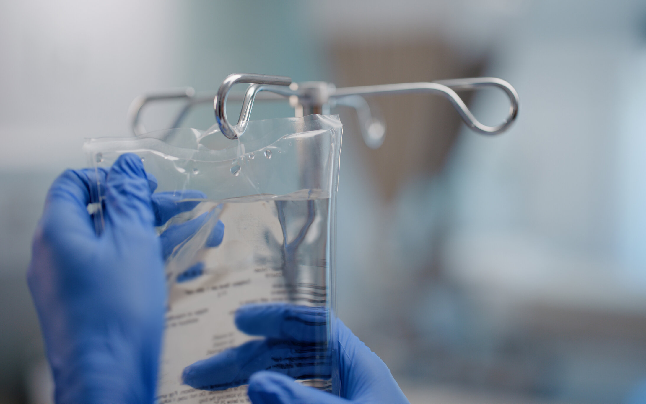 Das Alzheimer-Medikament Donanemab wird als Infusion verabreicht.