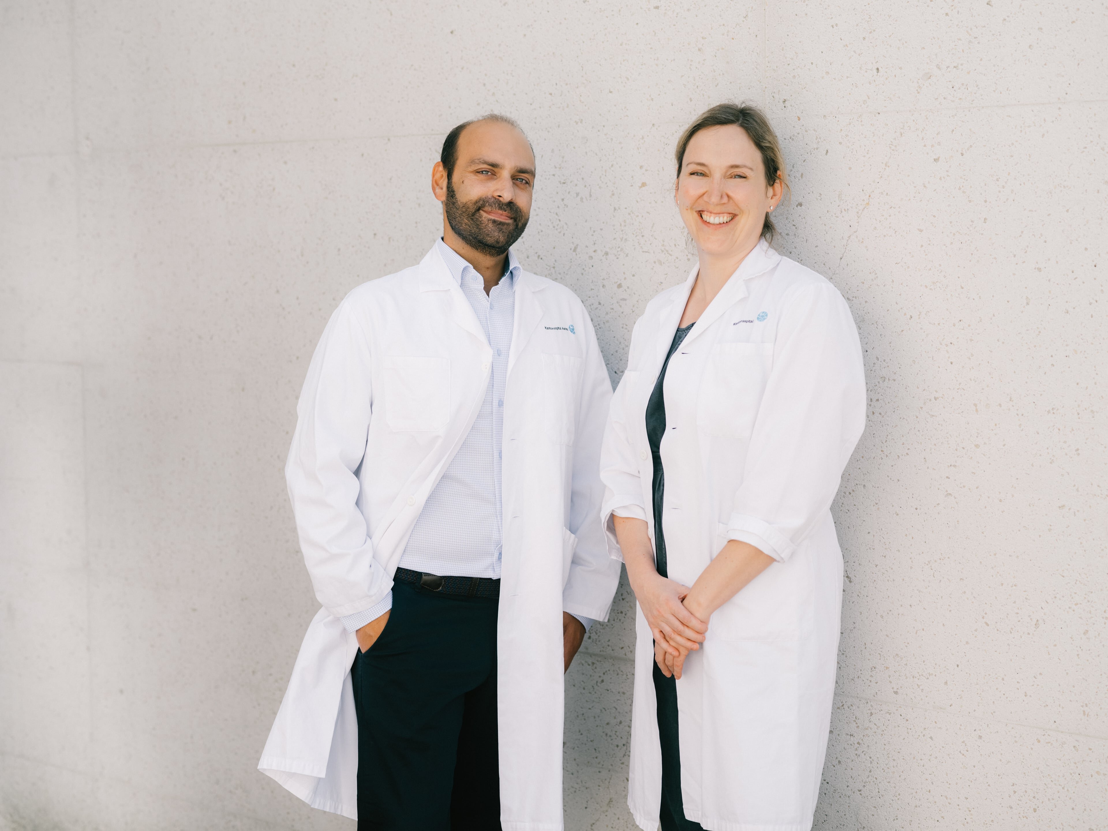 Dr. med. Ploutarchos Vergoulidis und Dr. med. Sandra Tschirky. Dr. med. Ploutarchos Vergoulidis und Dr. med. Sandra Tschirky.