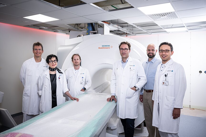 Dr. med. Alexander Cornelius,  Prof. Dr. med. Franca Wagner, Prof. Dr. med. Pasquale Mordasini, Prof. Dr. med. Sebastian Schindera, Benjamin Kast, Dr. med. Andres Spirig