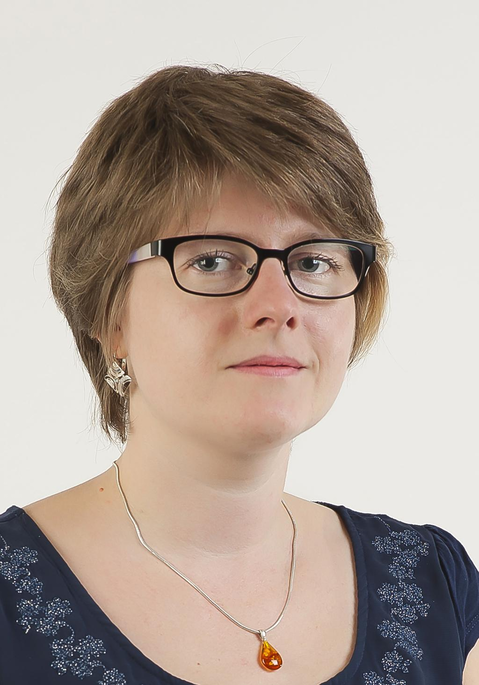 Dr. Alexandra  Schröck PhD