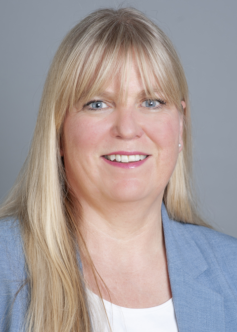  Ursula Keller